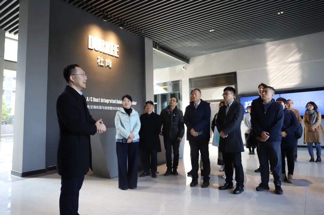 百乐博集团金海丰先生做外商企业做解说决